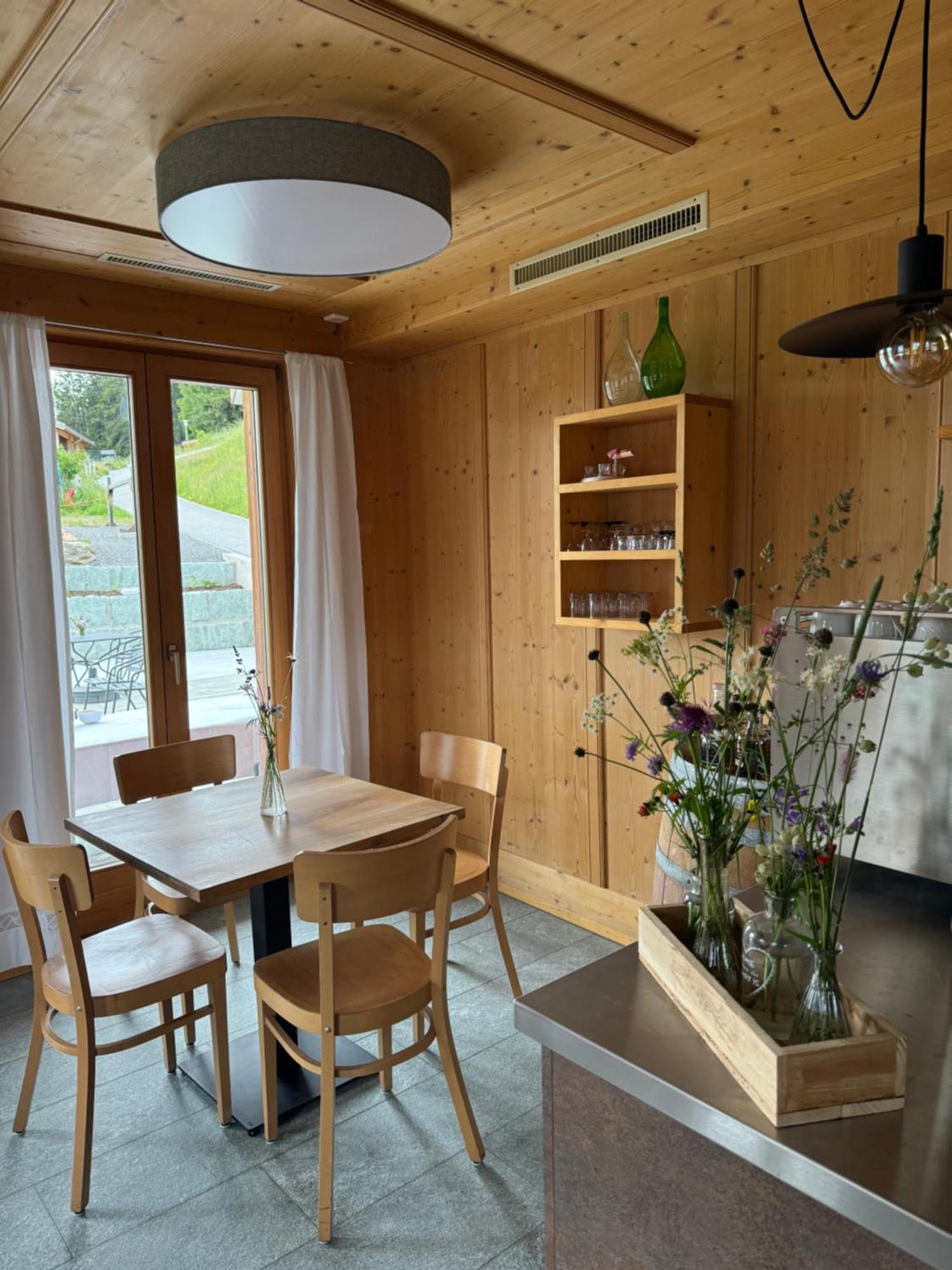 Ustreia Orta Bed & Breakfast Lohn Exterior photo